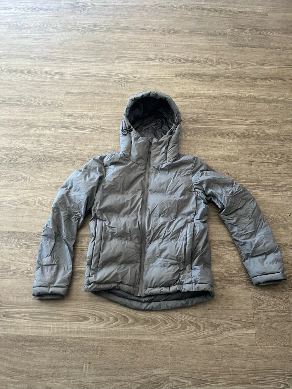Uniqlo Down Puffer Winter Jacket Seamless Parka Mens Small Gray Hooded 2015